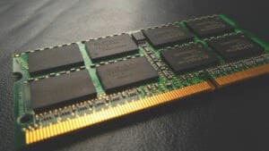 Pourquoi est-il important d'avoir une carte mère performante dans son PC ? Pourquoi est-il important d'avoir une carte mère performante dans son PC ?